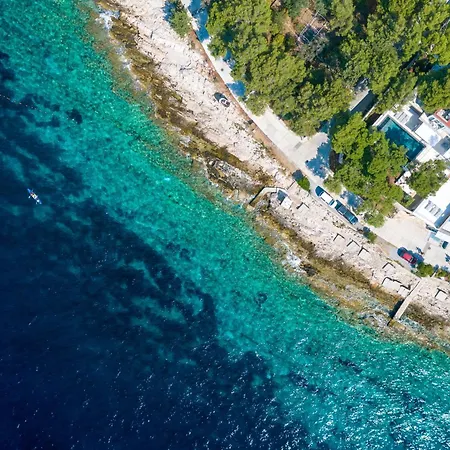 Pakleni View Villa: Seafront Splendor With Infinity Pool Villa