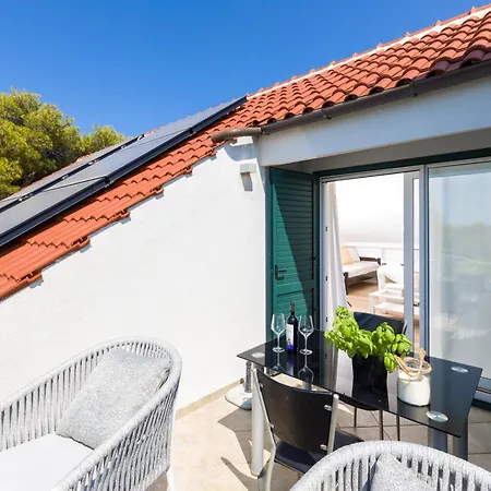 Pakleni View Villa: Seafront Splendor With Infinity Pool Villa Hvar Town