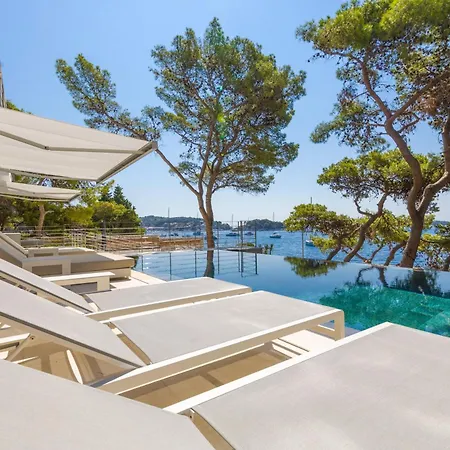 Pakleni View Villa: Seafront Splendor With Infinity Pool Villa Hvar Town