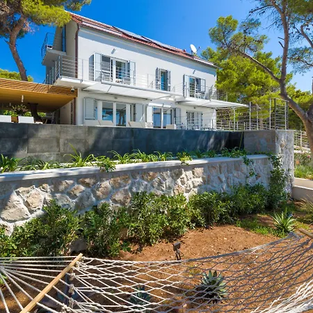 Villa Pakleni View Villa: Seafront Splendor With Infinity Pool