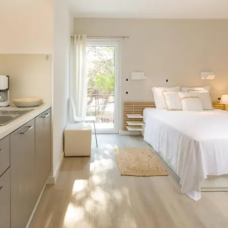 Magnificent Seafront 10 Bedrooms Pakleni View Private Infinity Pool Amazing Sea Views * Hvar Town