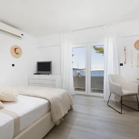 Villa Magnificent Seafront 10 Bedrooms Pakleni View Hvar Town