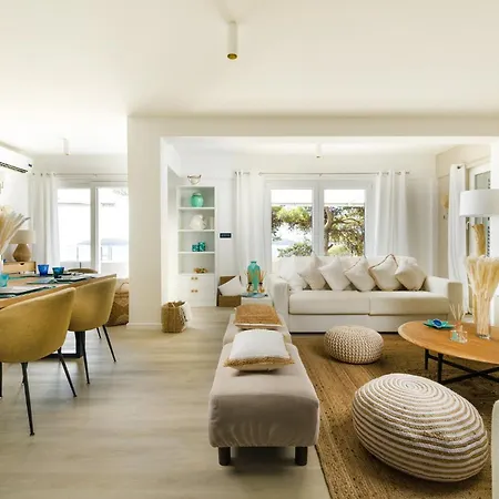 ヴィラ Magnificent Seafront 10 Bedrooms Pakleni View *